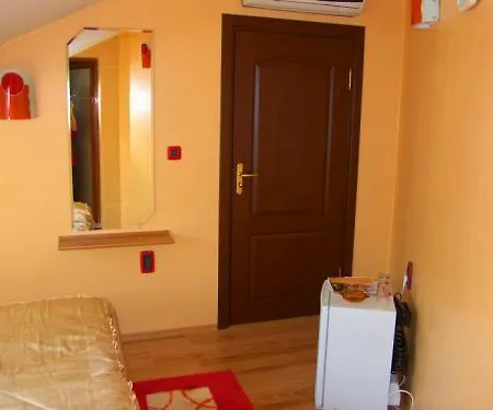 Family Silvestar Βελίκο Τίρνοβο