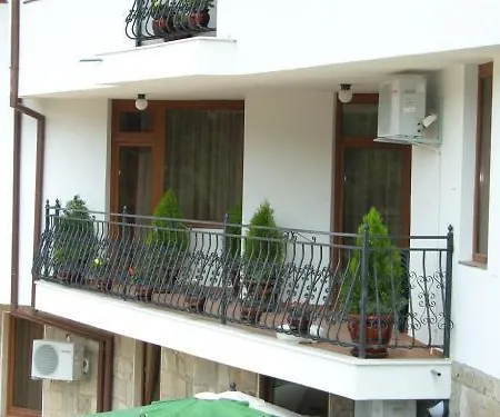 Family Silvestar Hotel Veliko Tărnovo